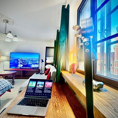 Old Town Best View Wifi 300 Mb/S Huge Screen Netflix Appletv Amazontv Varşovia Exterior foto