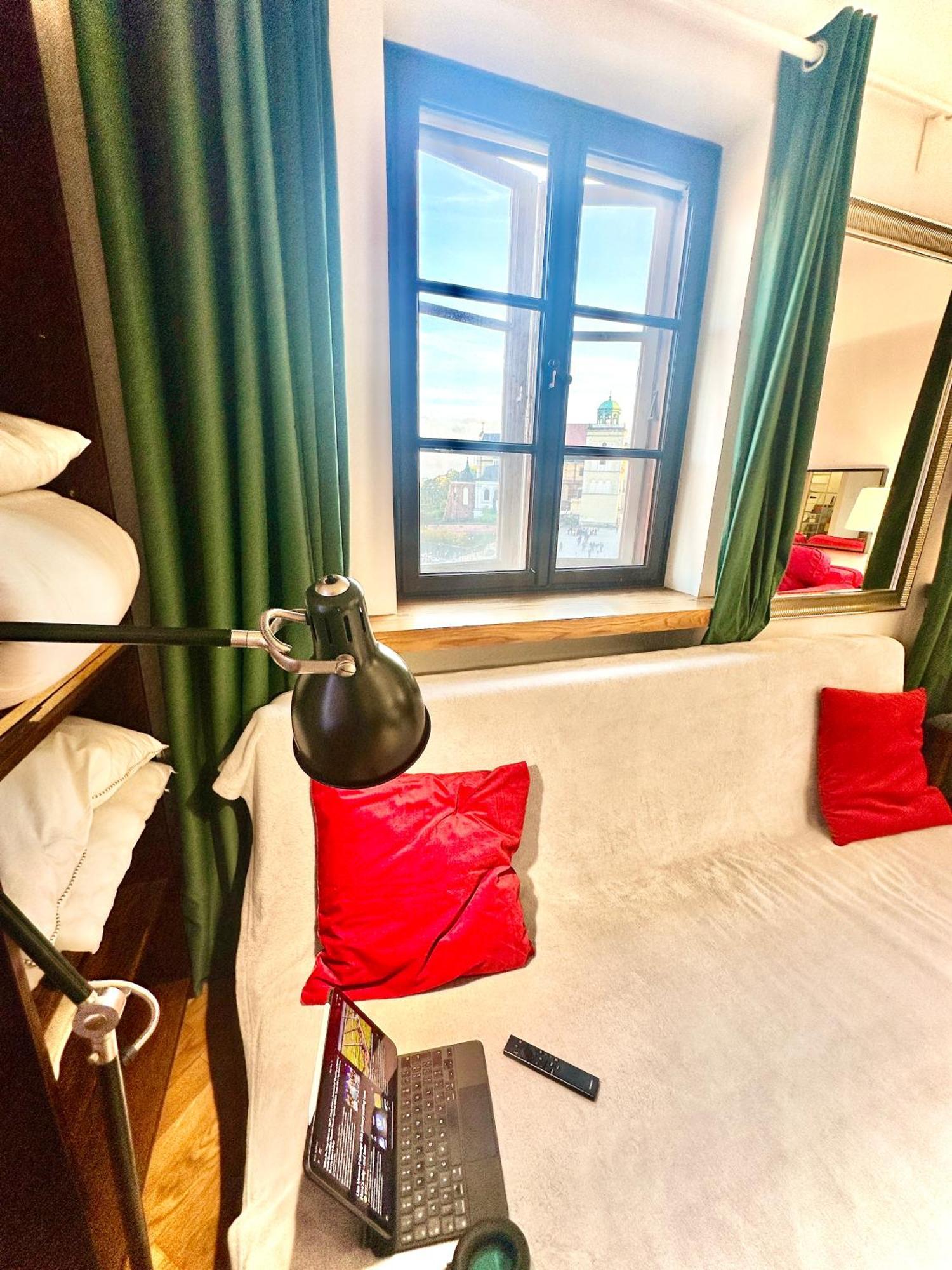 Old Town Best View Wifi 300 Mb/S Huge Screen Netflix Appletv Amazontv Varşovia Exterior foto